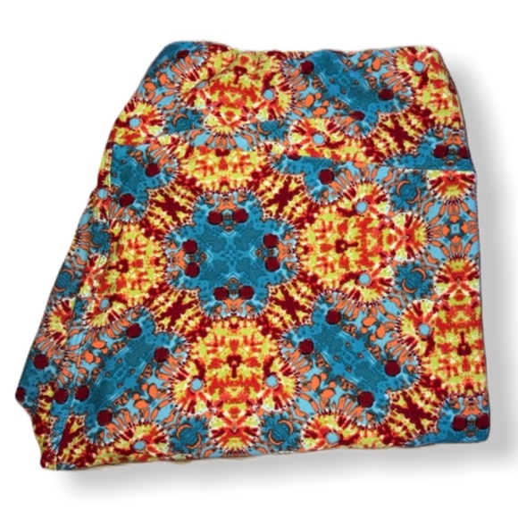LuLaRoe Pants - LuLaRue colorful leggings tall/curvy
